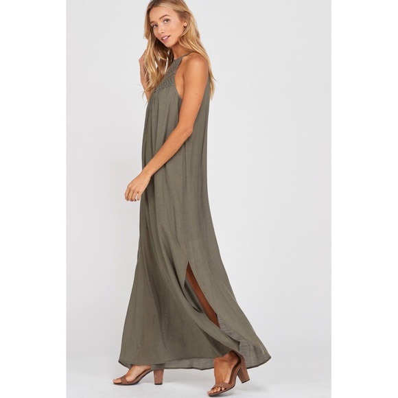 Alexa Lace Motif Sleeveless Halter Maxi Dress - Picture 3 of 4